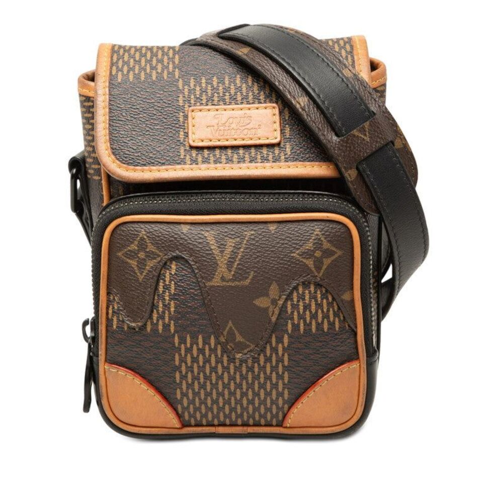 Louis Vuitton Amazon Messenger Damier Giant NIGO